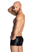 Laden Sie das Bild in den Galerie-Viewer, schwarzer Herrenshorts - Weiblichkeit mit Stil