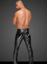 Laden Sie das Bild in den Galerie-Viewer, Powerwetlook Herrenhose mit dekorativen PVC Zierfalten und Gesäßtaschen - Weiblichkeit mit Stil
