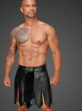 Laden Sie das Bild in den Galerie-Viewer, Ecoleather Gladiator Herrenrock mit PVC Zierfalten - Weiblichkeit mit Stil