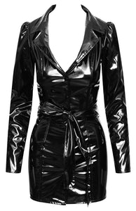 Women's coat, in plus sizes, made of black lacquer