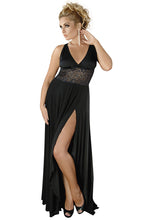 Load image into Gallery viewer, schwarzes langes Kleid, in Übergrößen - Weiblichkeit mit Stil