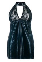 Laden Sie das Bild in den Galerie-Viewer, schwarzes Kleid, in Übergrößen - Weiblichkeit mit Stil