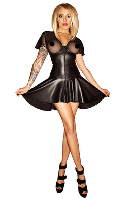 schwarzes Kleid, in Übergrößen - Weiblichkeit mit Stil