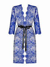 Laden Sie das Bild in den Galerie-Viewer, Kobaltfarbener Kimono aus Spitze