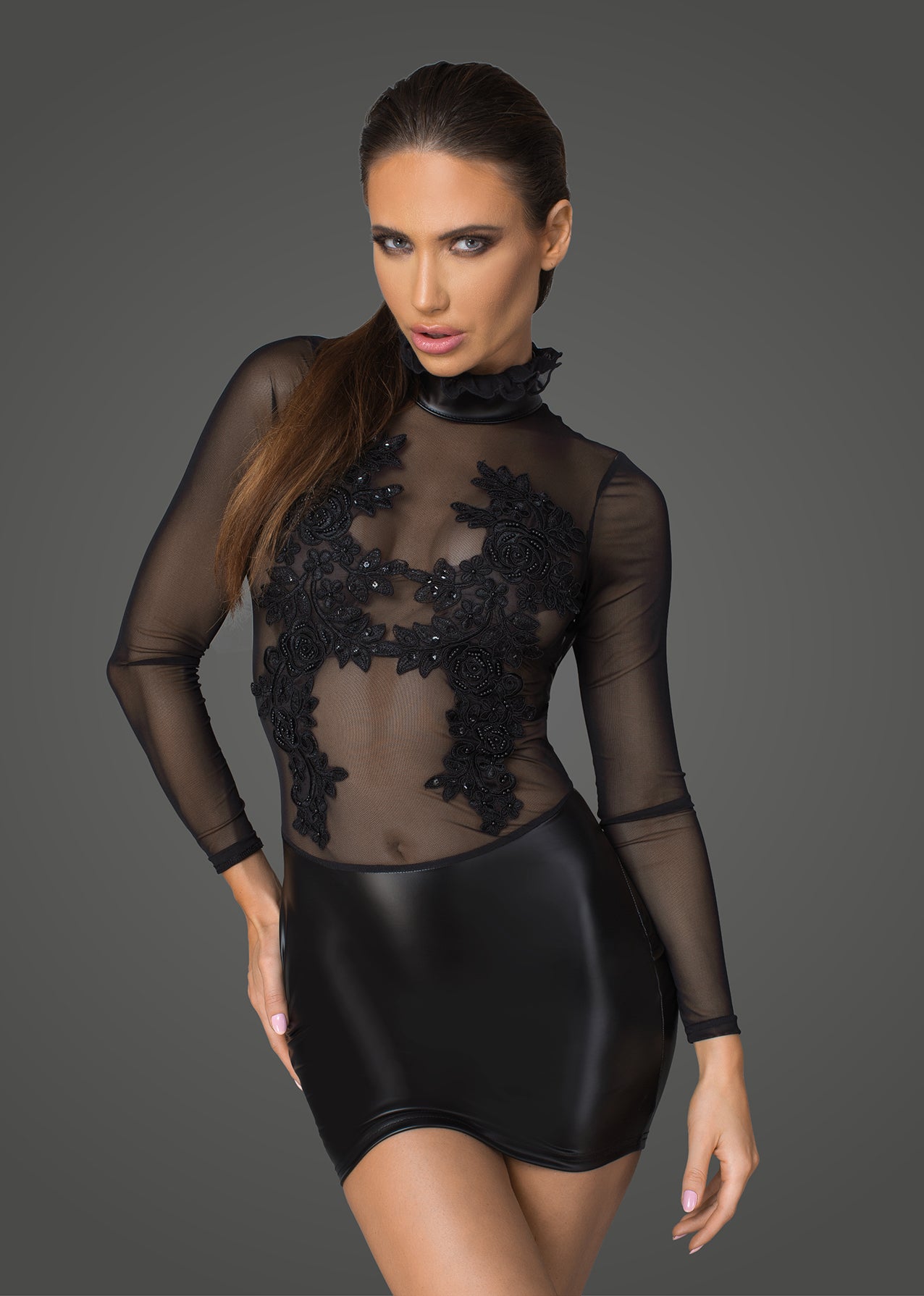 schwarzes Kleid, in Übergrößen - Weiblichkeit mit Stil